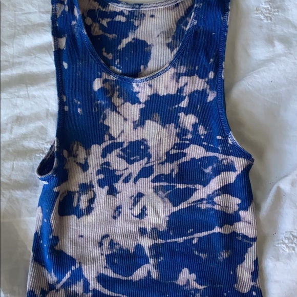 Cropped Tie Dye Tank - Picture 3 of 3